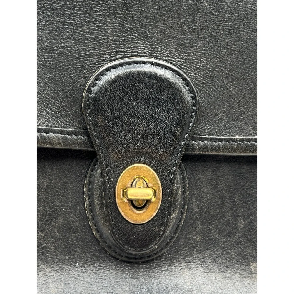 VTG Coach Black Leather Briefcase Messenger Bag Turnlock Brass Hardware G13 9927
